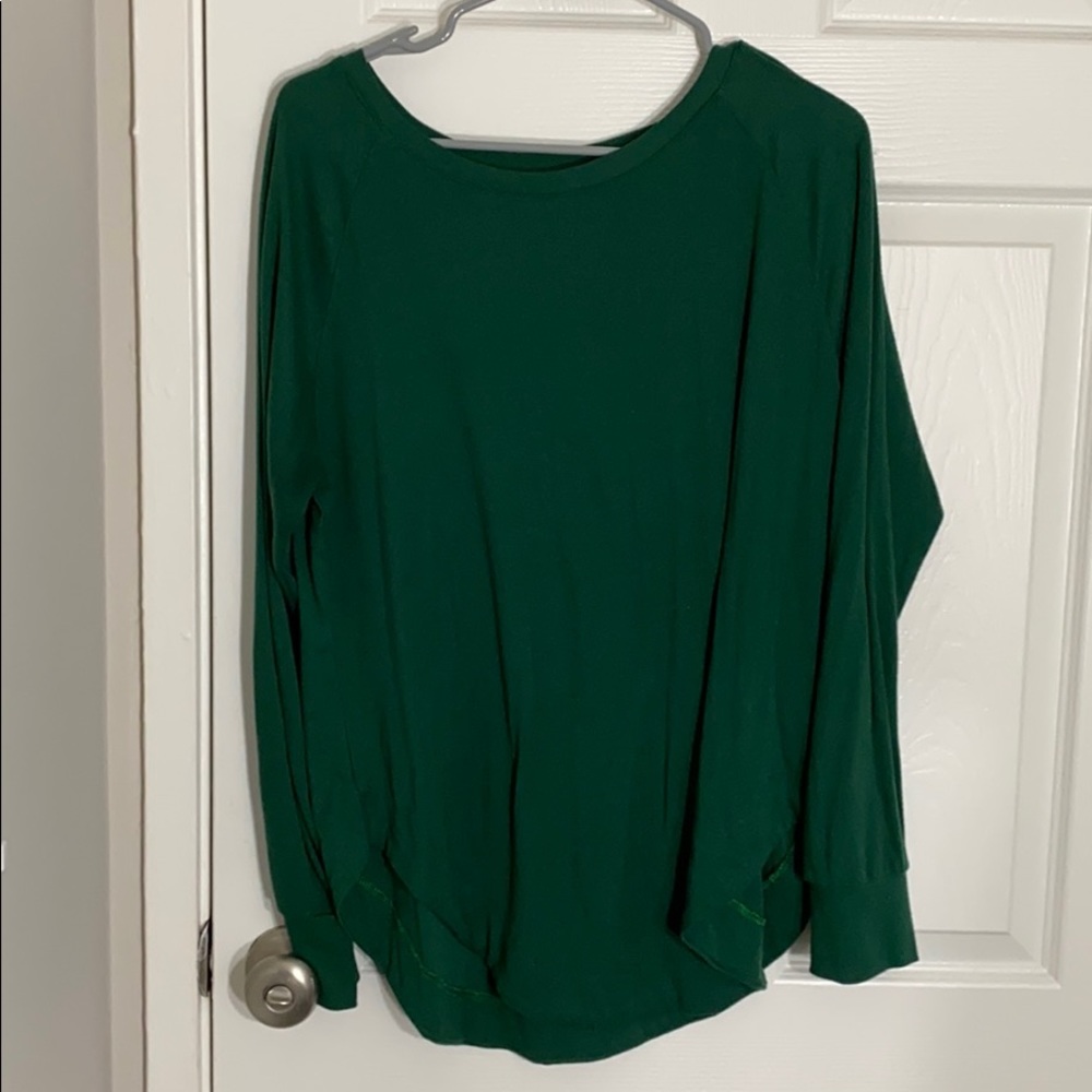 Green round neck tunic pullover